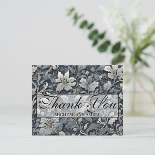 Elegant stoffig blauw zilver wit grijs bloemen bedankkaart (Staand voorkant)