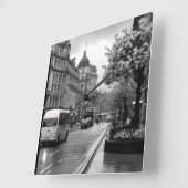 Elegant straat Uitzicht Vierkante Klok (Hoek)