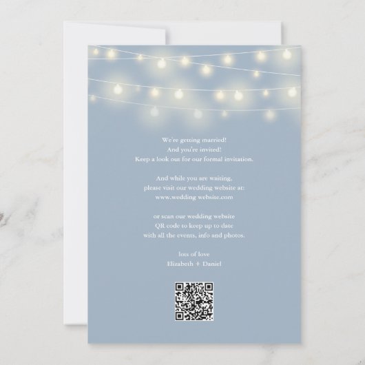 Elegant String Lights Dusty Blue QR Code Wedding Save The Date (Achterkant)