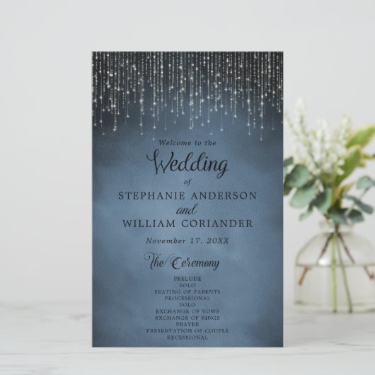 Elegant String Lights Navy Blue Wedding Program (Staand voorkant)