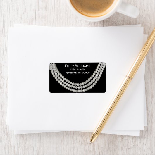 Elegant String of Pearls on Black Etiket (Insitu)