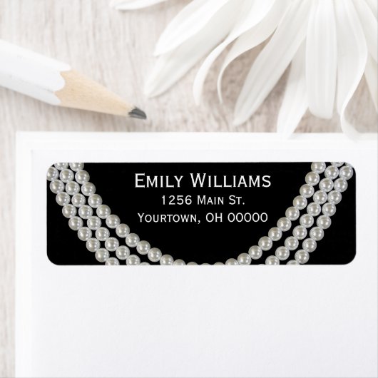 Elegant String of Pearls on Black Etiket (Insitu)