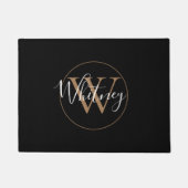 Elegant Stylish Black Gold Monogram Script Name Deurmat (Voorkant)