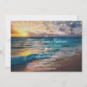 Elegant Summer Sunset Beach String Lights Wedding Kaart (Voorkant)