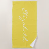 Elegant Summer Yellow Handgeschreven Script Name Strandlaken (Voorkant)