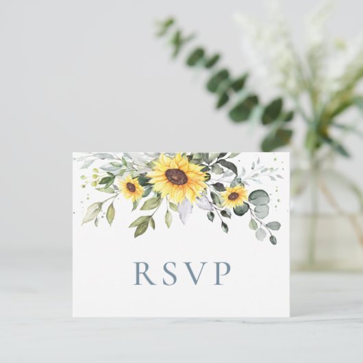 Elegant Sunflower Eucalyptus Floral Wedding RSVP Briefkaart (Staand voorkant)