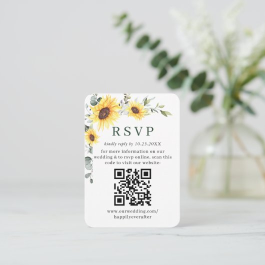 Elegant Sunflower Eucalyptus Weddenschap QR RSVP Informatiekaartje (Staand voorkant)