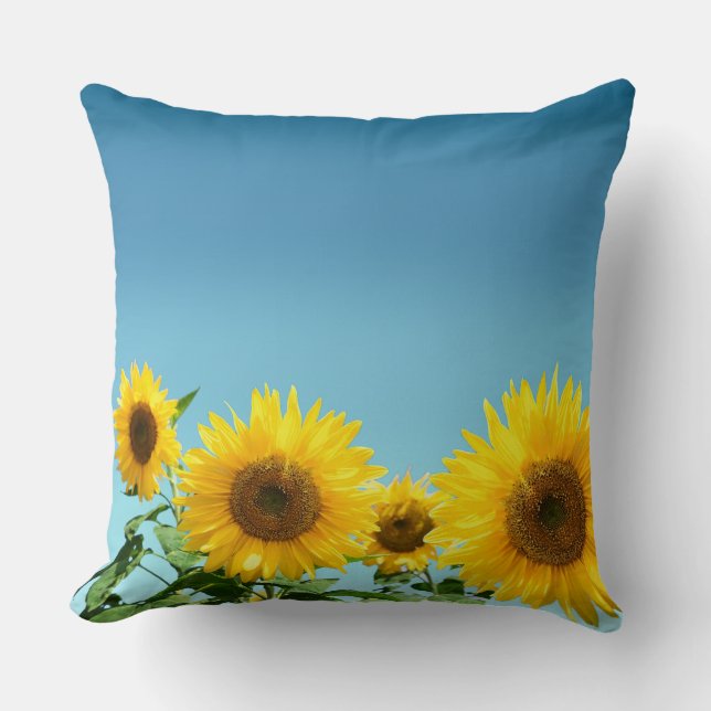Elegant Sunflower op Sky Blue Shades Kussen (Voorkant)