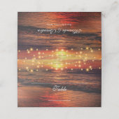 Elegant Sunset Beach String Lights Summer Wedding Plaatskaartje (Buitenkant ongevouwen)