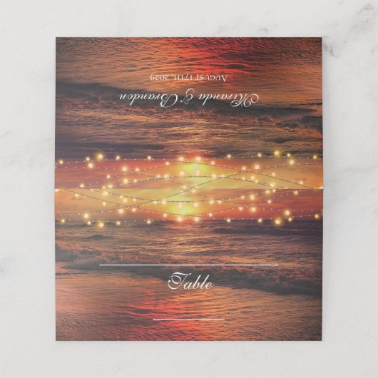 Elegant Sunset Beach String Lights Summer Wedding Plaatskaartje (Buitenkant ongevouwen)