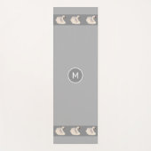 Elegant Swans & Monogram op Light Silver Grey Yogamat (Voorkant)