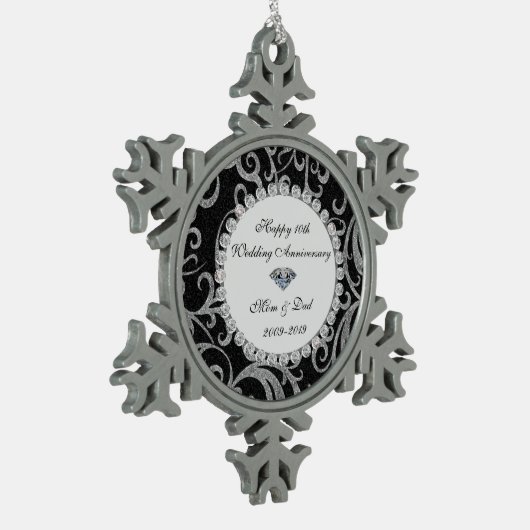 Elegant Swirls Diamonds 10th Wedding Jubileum Tin Sneeuwvlok Ornament (Links)