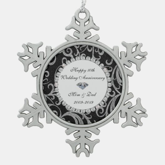 Elegant Swirls Diamonds 10th Wedding Jubileum Tin Sneeuwvlok Ornament (Voorkant)