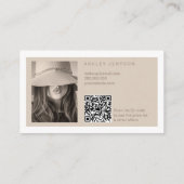 Elegant tan minimalistisch logo Qr-bevel bedankt Visitekaartje (Achterkant)
