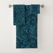 Elegant Teal Blue Baroque Floral Pattern Bad Handdoek (Insitu)