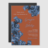 Elegant Terracotta & Dusty Blue Flowers Wedding Magnetische Uitnodiging (Voorkant / Achterkant)