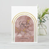 Elegant Terracotta Earthy Marble Gold Arch Wedding Kaart (Staand voorkant)