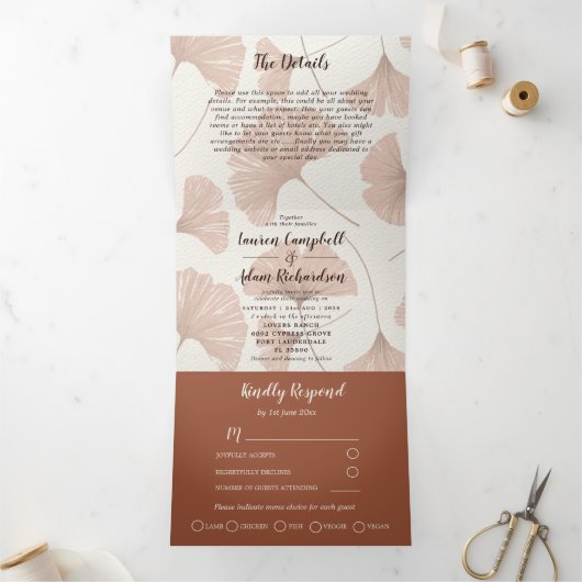 Elegant Terracotta Ginkgo Foliage Wedding Drieluik Uitnodiging (Binnen)