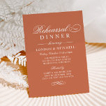 Elegant Terracotta Wedding Rehearsal Dinner Kaart<br><div class="desc">De formele terracotta oranje trouwrepetitie het diner nodigt ontwerp uit mooie typografie uit die een traditioneel gestroomlijnd kalligrafiescript combineert met klassiek blokletterschrift. Inclusief een decoratief scroldesign-accent. De douanetekst kan volledig voor de speciale gebeurtenis worden gepersonaliseerd. Bekijk ons klassieke Elegant Terracotta Oranje Wedding Collectie voor het coördineren van design.</div>