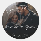 Elegant Text Overlay Foto Weddenschap Liefde & Bed Ronde Sticker (Voorkant)