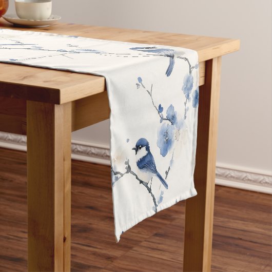 Elegant titmouse on white korte tafelloper (Voorbeeld)