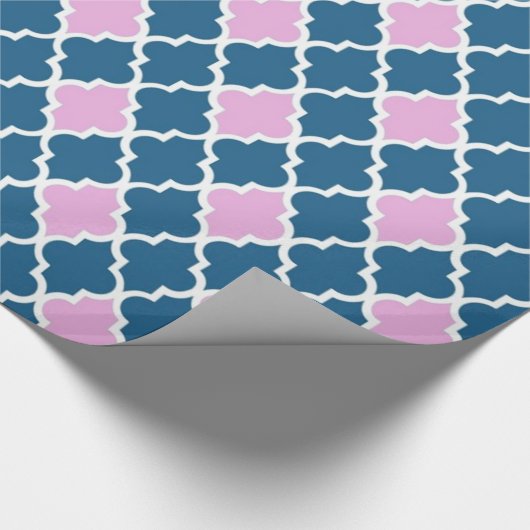 Elegant, trendy marineblauw, roze quatrefolie cadeaupapier (Hoek)