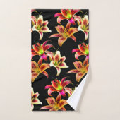 Elegant Trio van Geel Roze Daylilies Floral Bad Handdoek (Handdoek)