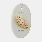 Elegant Tropical Junonia Florida Beach Shell Name Keramisch Ornament (Rechts)