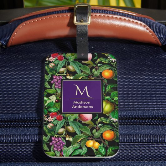 Elegant tropisch fruit zwart patroon monogram bagagelabel (Voorkant Insitu 2)