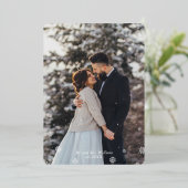 Elegant Typografie Foto "Be Merry" Folie Feestdagenkaart (Staand Voorkant)