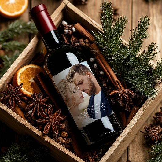 Elegant typografie moderne huwelijkslandfoto wijn etiket