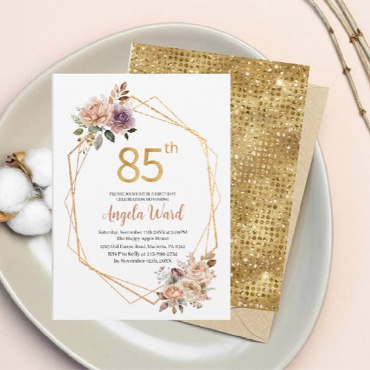 Elegant verjaardagsfeest beige bloemen glitter kaart