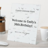 Elegant verjaardagsfeest welkom voetstuk teken reclamebord met voetstuk (Insitu)