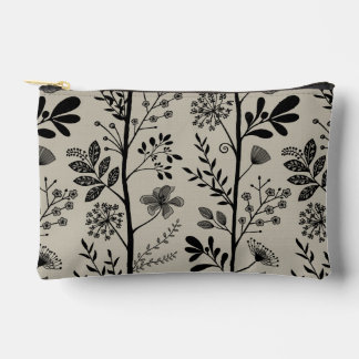 Elegant Vertical Garden Reverie Floral Etui