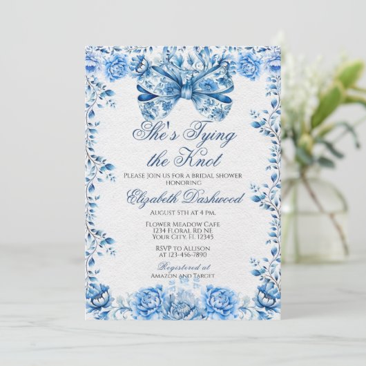 Elegant Victoriaans Blauw Bloemen Boog Vrijgezelle Kaart (Staand voorkant)