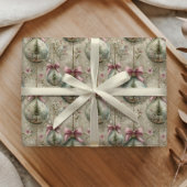 Elegant Victorian Bauble and Bow Christmas Gift Cadeaupapier