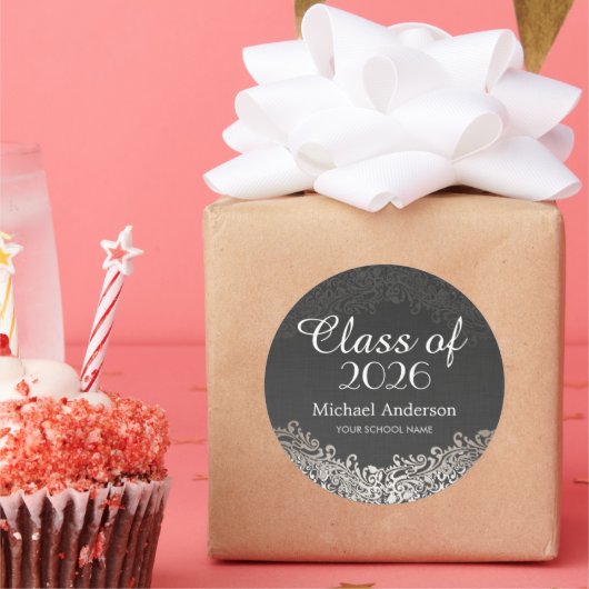 Elegant Vintage Silver Damask-klasse Afstuderen Ronde Sticker (Feest)