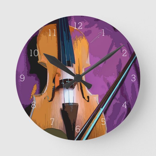 Elegant Violin on Purple Silk, Round Clock Ronde Klok (Voorkant)