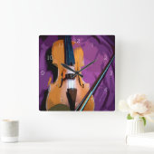 Elegant Violin on Purple Silk, Square Clock Vierkante Klok (Huis)