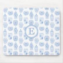 Elegant Vrouw Blue en White Ginger Jar Monogram