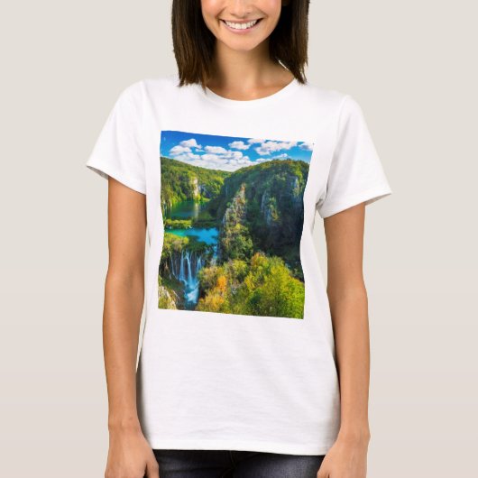 Elegant waterfall schilderachtig, Kroatië T-shirt (Voorkant)
