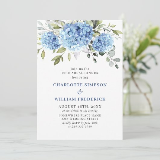 Elegant Waterverf Blue Hydrangea Rehearsal Dinner Kaart (Staand voorkant)