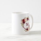 Elegant Waterverf Burgundy Floral Monogram Koffiemok (Voorkant rechts)