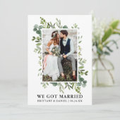 Elegant Waterverf Greenery Foto we zijn getrouwd Aankondiging (Staand voorkant)