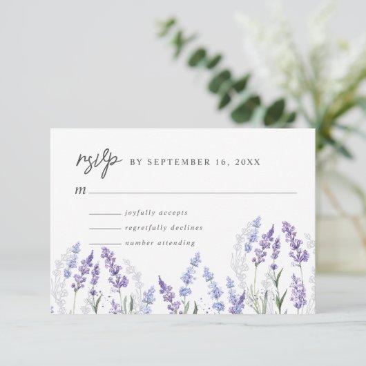 Elegant Waterverf Lavender Flowers Wedding RSVP Kaartje (Staand voorkant)