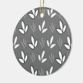 Elegant Waterverf White Flowers Grey Keramisch Ornament (Links)