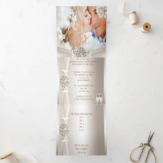 Elegant Wedding Damask Cream White Champagne 3 Drieluik Uitnodiging (Binnen)
