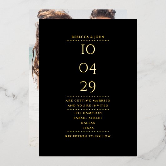 Elegant Wedding Date Foto Black and Gold Folie Uitnodiging (Voorkant / Achterkant)