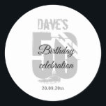 Elegant White 50th Any Age Birthday Ronde Sticker<br><div class="desc">White Black - 50th Any Birthday Party klassieke ronde stickers</div>