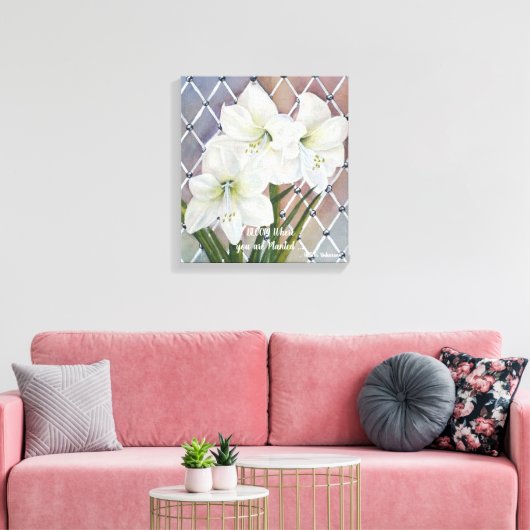 Elegant White Amaryllises Geschilderd in Waterverv Canvas Afdruk (Insitu (Woonkamer))